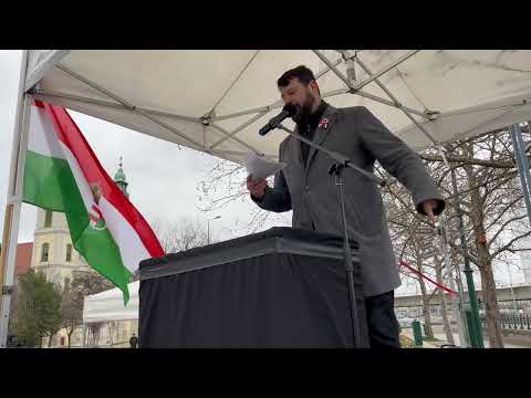 Puzsér Róbert beszéde a Petőfi-szobor előtt a forradalom ünnepén