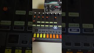 Behringer rd-8 mk2 \u0026 Volca fm2 with delay