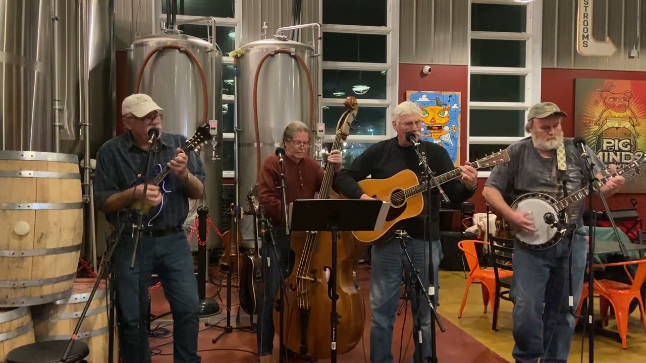 Bluegrass Reunion Band - Meet Me Out On The Mountain - YouTube