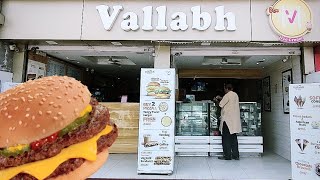 Vallabh Burger Centre @ Ankur Char Rasta , Ahmedabad.....