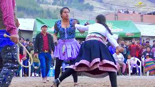 La Boliviana Zenobia Gutierrez en Takanakuy