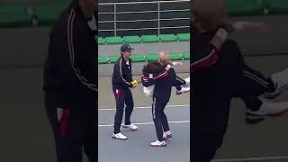 Taehyung’s tennis moments and jimin’s reaction, both are 💜😂🤣 #taehyung #bts #jimin #vmin #bts