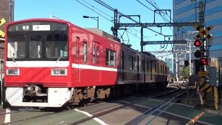 京急品川~北品川 平日朝の踏切/Shinagawa ~ Kita-Shinagawa Railway Crossing \u0026 Keikyu trains