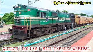 16102 Kollam - Chennai Egmore Express Beautiful Arrival into Sengottai Station❣️ Quilon Mail Express