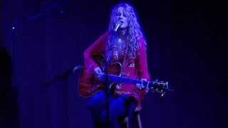 Taylor Swift "Beautiful Eyes" - NAMM 2005 with Taylor Guitars