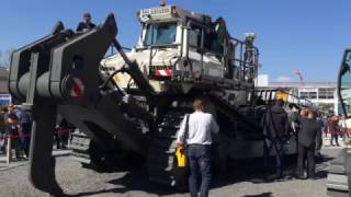 Brand New Liebherr PR776 Dozer And Specs - Bauma 2016