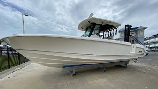 2021 Boston Whaler 330 Outrage Boat For Sale at MarineMax Fort Myers