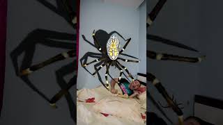 OMG Super Giant SPIDER 🕷️🕸️ in bed 🤪 #shorts by PIBABU
