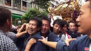 平成28年  三鷹 八幡大神社  例大祭  二之宮 ﾄﾞｯｺｲ ﾄﾞｯｺｲ渡御。