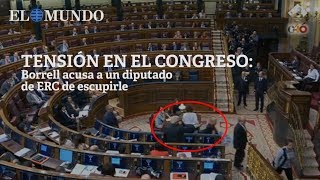 Josep Borrell acusa a un diputado de ERC de escupirle cuando abandonaba el hemiciclo