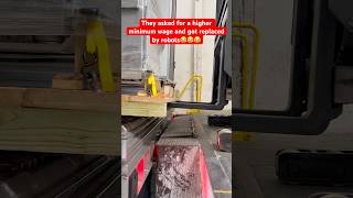 Workers Made The Mistake Of Their Life! #unloading #forklift #warehouse #wage