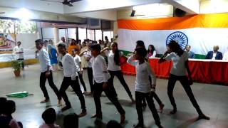 Hum logo ko smaj sako to dance done at se international school