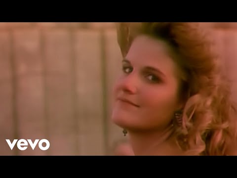 Trisha Yearwood - She's In Love With The Boy Trisha Yearwood - She's In Love With The Boy
