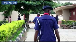 (WATCH) Journalists, Delegates Scamper For Safety As Thugs Disrupt  APC Akure South/ North Primary