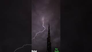 Lightning strikes on Burj Khalifa 🌩️⚡ #dubai #thunderstorm