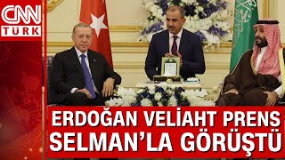 Cumhurbaşkanı Erdoğan Körfez turunun ilk ayağı olan S. Arabistan'da! Erdoğan Prens Selman'la görüştü