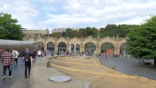 UK 英國遊: Sheffield, south Yorkshire, 從火車站行往市中心, 途經市政廳, Peace Gardens.