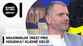 Maximální trest pro Houdka? Klidně delší, v úvahu se má brát i recidiva