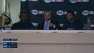 DET@TEX: Pudge Rodriguez visits the Tigers' booth