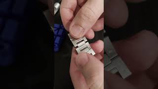 How to resize Seiko Panda Chrono bracelet links SSC813 SSC911