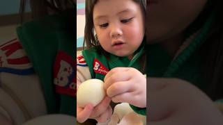 น้องเกลเด็ก2ขวบปอกไข่ร้องเพลงปั่นจักรยาน#น้องเกล#แอบิเกล#สายฟ้าพายุ #ลูกแม่ชม