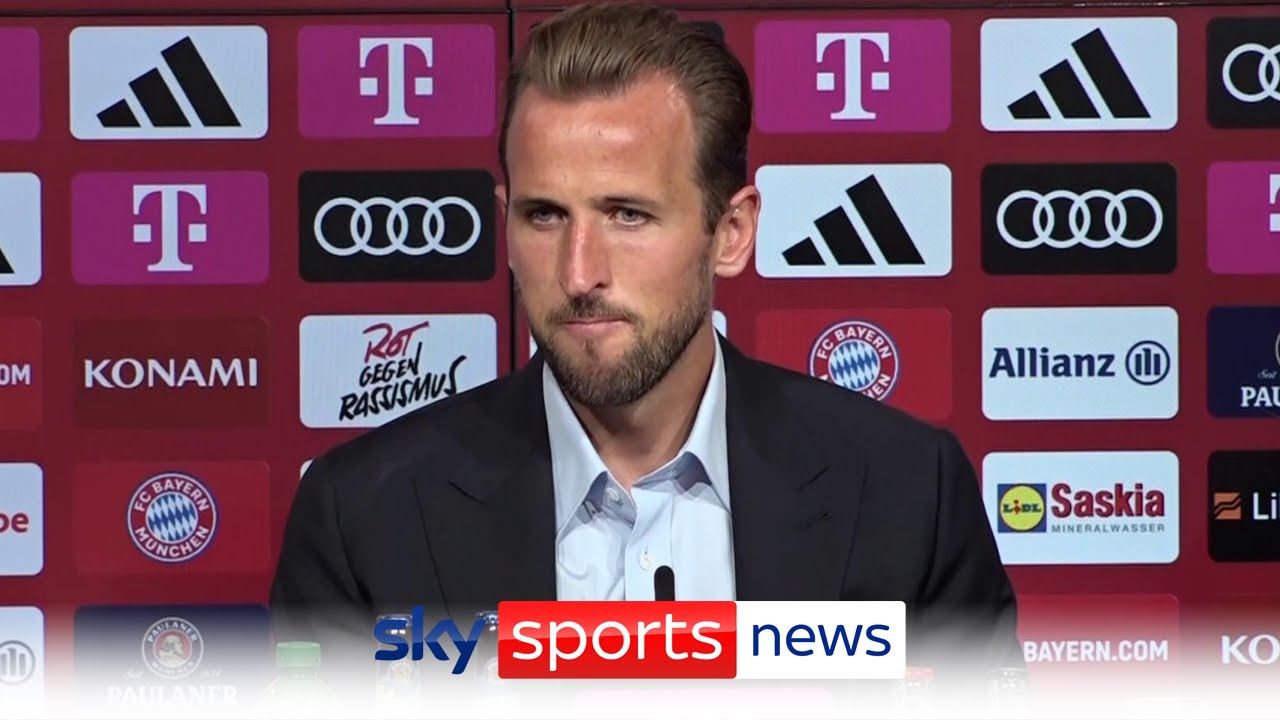 Harry Kane's First Bayern Munich Press Conference - YouTube