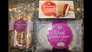 7-Eleven 7-Select: Strawberry Cheesecake Pie, Mixed Berry Danish \u0026 Iced Honey Bun Review