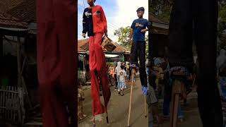 long-legged humans walking around the village #shortvideo  #viralvideo