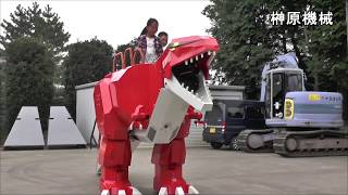 Riding on mech Tyrannosaurus rex　乗れる恐竜ロボット