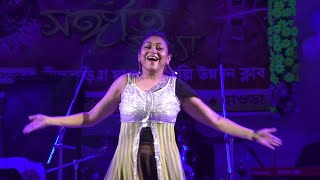 Aaayi Chikni Chameli Chhup ke Akeli | Tollywood Heroine Meghna Halder Live Stage Dance Performances