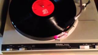 Technics SL-5200 Turntable Demo