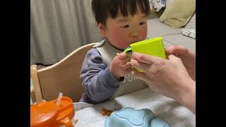 1歳5ヶ月コップ飲み練習