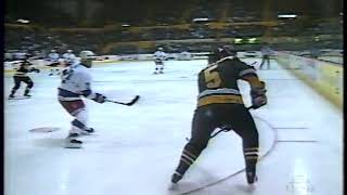 Ulf Samuelsson spears Tie Domi in the groin