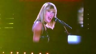 Taylor Swift - Spark Fly (Live From Formula 1) MQ Sound