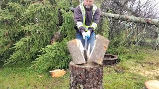 Fiskars Spitting Axe