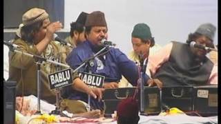 Chale Aao Mohammed Tumko Ye Ummat Yaad Karti Hai - Sabri Brothers - Khajrana urs 2017