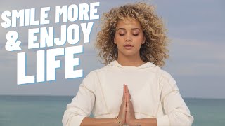 Jasmine Sanders Interview: Golden Barbie On Meditation For Anxiety