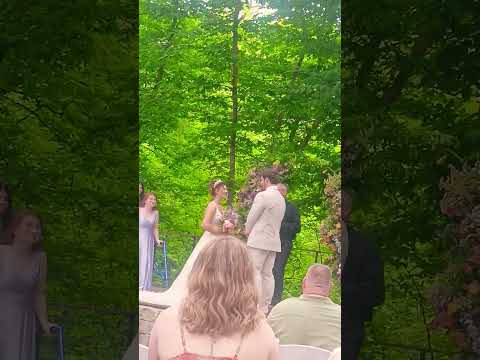 Is Matthew Kreuzer married?