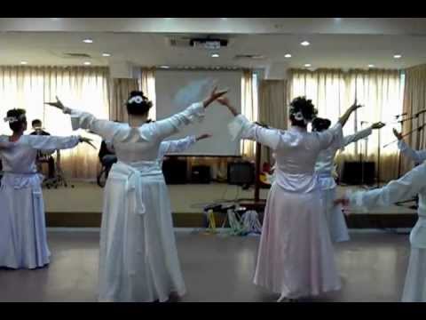 Worship Dance - Hanya Dekat KasihMu Bapa - YouTube