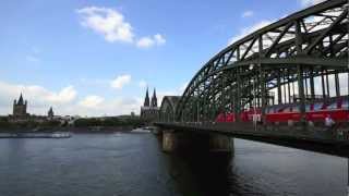 Zeitraffer vor dem Kölner Dom / Timelapse Cologne