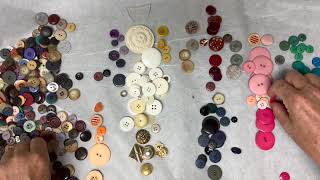 Sorting Buttons By Shape and Colour-ASMR