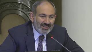 Տարեք՝ նստացրեք էդ մարդկանց, էս ի՞նչ ձև ա․..Նիկոլ Փաշինյանը զայրացավ