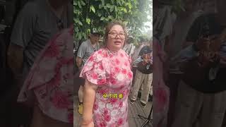 有美女要嫁给网红股民上海爷叔“爱在深秋”并且还要给他装金牙齿