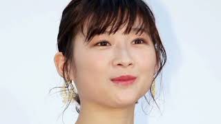 【モデルプレス＝2025/01/04】女優の伊藤沙莉（30）が、2025年1月4日配信の「伊藤沙莉のsaireek channel」（Audeeで配信）にて、脚