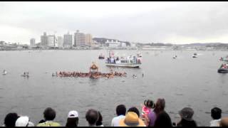 2012.7.8江ノ島天王祭お神輿が海の中へ