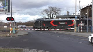 Przejazd kolejowy Wrocław-Żerniki (PL) - 3.1.2025 / Polish railroad crossing / Železniční přejezd