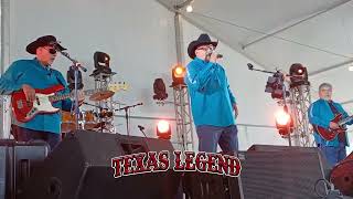 Texas Legend - Coco Rayado/Ando Navegando - Live Mercedes, TX