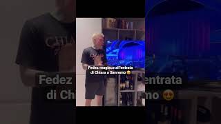 Fedez reagisce all’entrata di Chiara Ferragni a Sanremo! ✨❤️