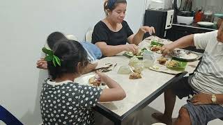 Tiba Tiba Semua Gelap Saat Makan..terus Kita Stop Buat Video