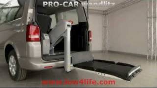 Rollstuhllift Fiorella F300 im VW Bus T5 mit Heckeinstieg